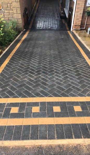 monoblock paving companies broxburn